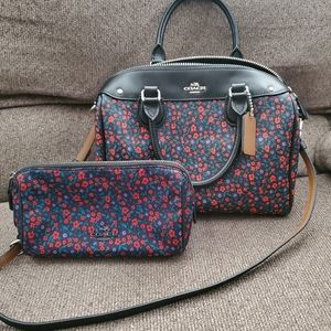 Coach crossbody and matching pouch